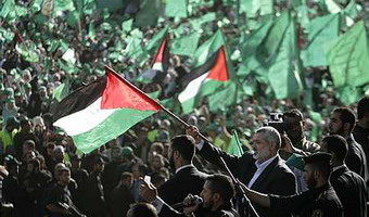 إسماعيل هنية .. شعبية تخطّت الحدود والشخصية العربية الأولى بجدارة