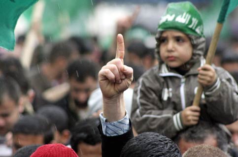 حماس: رايس كررت شروط الرباعية لابتزاز الموقف الفلسطيني عقب اتفاق مكة