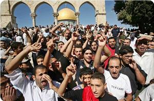 قاضي قضاة فلسطين يدعو إلى الزحف باتجاه المسجد الأقصى الجمعة للدفاع عنه
