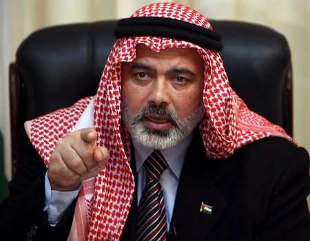 هنية يطالب عباس بسحب مسلحيه ويؤكد على أن الاتفاقات بحاجة لإرادة صادقة