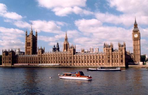 معرض في لندن عن أشهر البريطانيين المحتجين على الحرب على العراق
