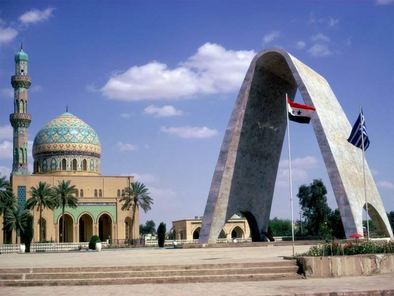 بغداد تعتزم مقاضاة إسرائيل جراء قصفها مفاعل تموز النووي