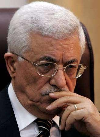رفض فلسطيني وعربي يفشل مسعى عباس لاستدعاء القوات الدولية إلى غزة
