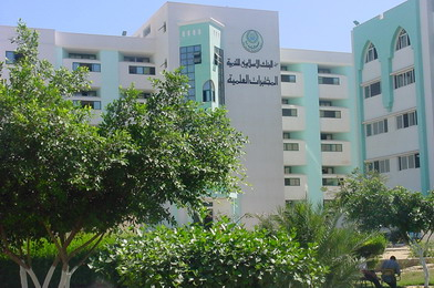 الجامعة الإسلامية .. حيث المسيرة التعليمية الفلسطينية تستهدفها قذائف التجهيل
