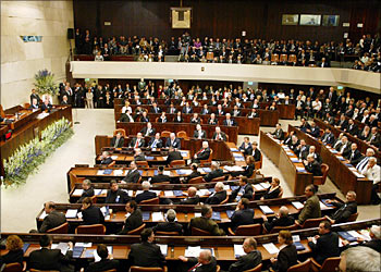 الكنيست يقر قانوناً يضمن بقاء مدينة القدس المحتلة تحت السيادة الصهيونية