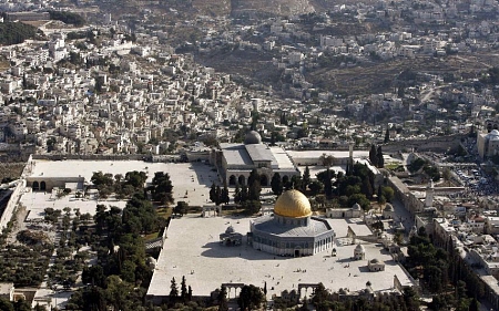 هيئات مقدسية تحذر من التصعيد في طمس هوية القدس وتهجير سكانها