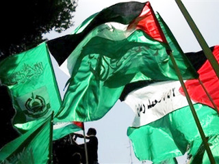حماس: فصائل المنظمة توفر الغطاء لاستمرار السلطة في تصفية القضية الفلسطينية