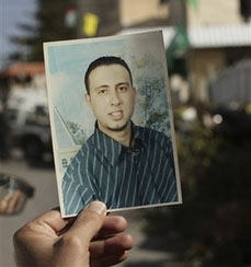 13 عاماً على استشهاد المقدسي الذي ثأر لشهداء غزة علاء أبو دهيم