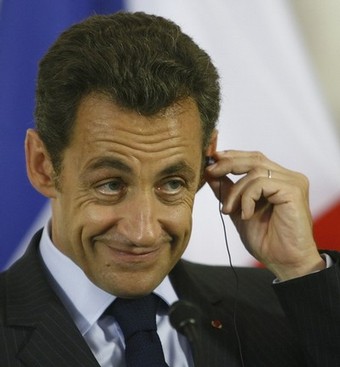 3 سنوات سجن لرئيس فرنسا الأسبق في قضية فساد