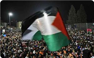 شخصيات فلسطينية: الإضراب في غزة يتسم بالطابع السياسي الواضح ويجب إنهاؤه
