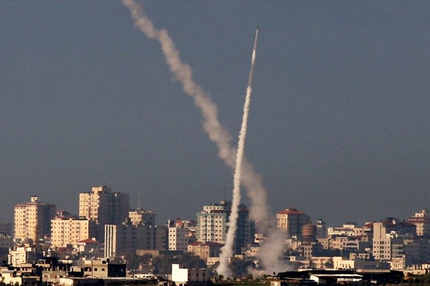 صواريخ القسام تخلق أزمة حادة في سوق العقارات الصهيوني بجنوب فلسطين المحتلة