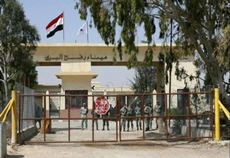وفد برلماني وحزبي يوناني يحث القاهرة على فتح معبر رفح كلياً ويزور غزة الخميس