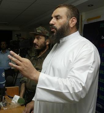 القائد العالم ريان .. خمسة عقود من العلم والعمل والجهاد توّجت بالشهادة