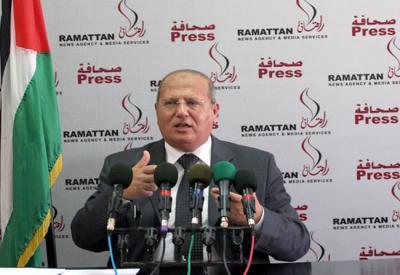 الخضري: فتح المعابر وإنهاء الحصار البوابة الوحيدة لإعمار ما دمره الاحتلال في غزة
