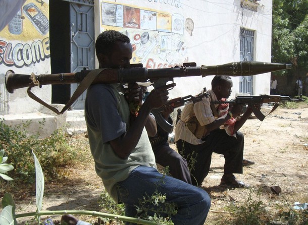 مقتل 62 من مسلحي الشباب الصومالية بغارات أمريكية