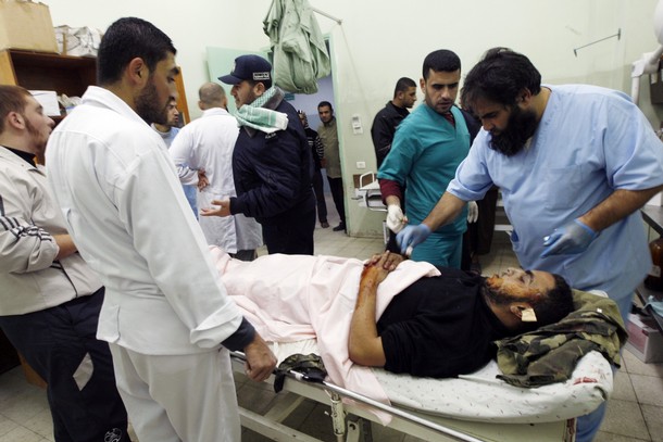 الصحة تعفي 4041 حالة من الرسوم العلاجية خلال العام الحالي