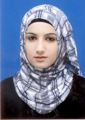 ساندي ابنة الأسيرة قاهرة السعدي.. فرحة بالنجاح ممزوجة بحرارة الشوق للأم (تقرير)
