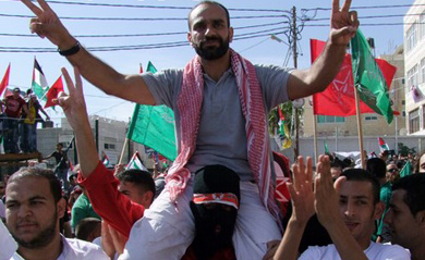الاحتلال يفرض الإقامة الجبرية على المحرر المقدسي العيساوي