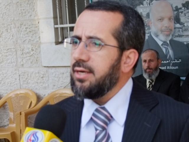 أبو عرفة يرفض استلام إشعار يطالب حماس بـ 50 مليون دولار