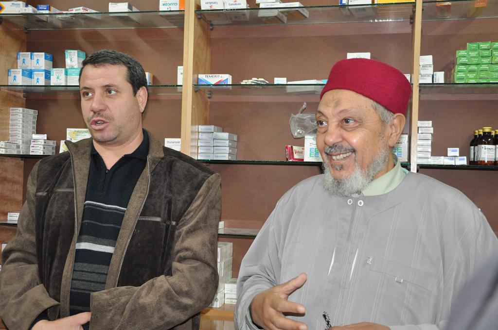 الخدمات الطبية بغزة تتسلم مساعدات طبية من وفد تونسي