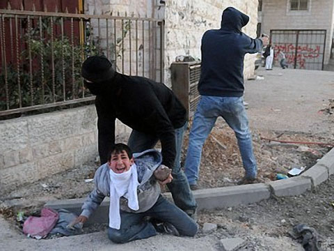 مستعربون يختطفون طفلًا في العيسوية بالقدس