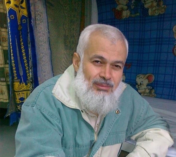 الاحتلال يجدد الاعتقال الإداري للقيادي في حماس علي أبو الرب