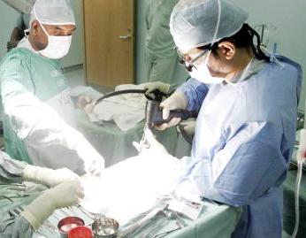 إجراء عملية زراعة منظم لضربات القلب في قطاع غزة