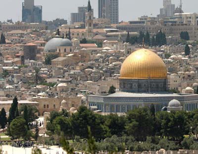 تقرير حول أوضاع القدس والمقدسات التي تعاني جراء الاعتداءات الإسرائيلية المتواصلة